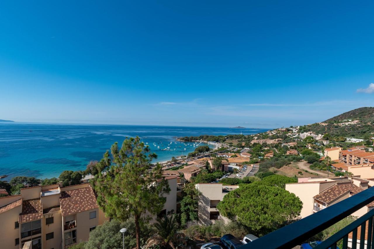 Standing Climatise Vue Apartment